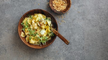 Salade de pâtes aux courgettes de Ricardo Trogi